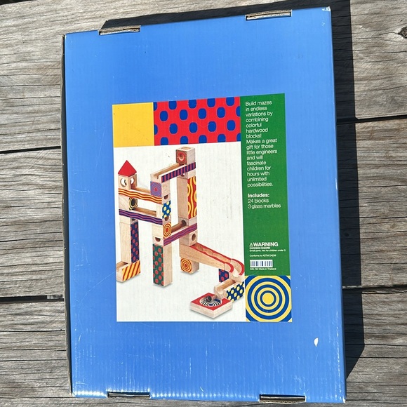 Hardwood building maze tower 24 blocks different sizes for different variations - Picture 3 of 5